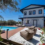 Sorina Kefalonia *