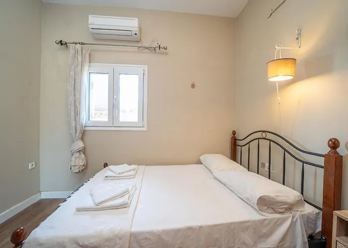 Sorina Kefalonia * Svoronata